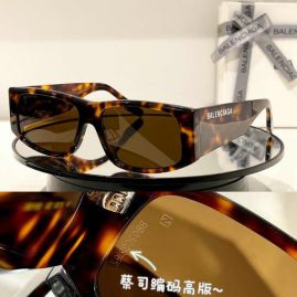 Picture of Balenciga Sunglasses _SKUfw53058721fw